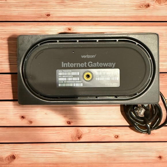 Verizon Internet Gateway Business-Grade Router - Picture 3 of 6